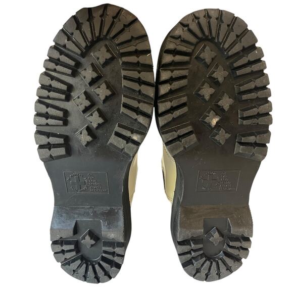 Dr. Martens 2976 Chelsea Platform Boots White Smooth Leather 1.5″ Platform EU 39 - Picture 7 of 9